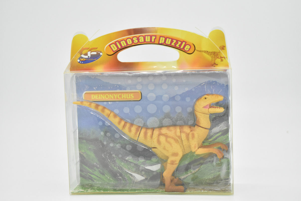 Deinonychus Dinosaur, 3D Puzzle Very Nice Plastic Replica   4 1/2" long - F3033 B333