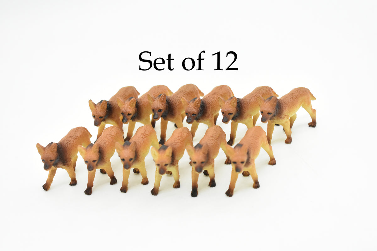 Dingo, Canine, Australia Dog, Canis lupus dingo, Very Nice Plastic Design, Animal Figure, Educational, Figure, Lifelike, Diorama Model, Replica, Toy, Kids, Gift,   2 1/2 Inches.    CWG134 B238