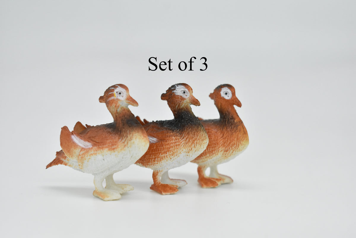 Duck, Mandarin, Chinese Teal,  Very Nice Plastic Reproduction  1 1/2"   F622 B132