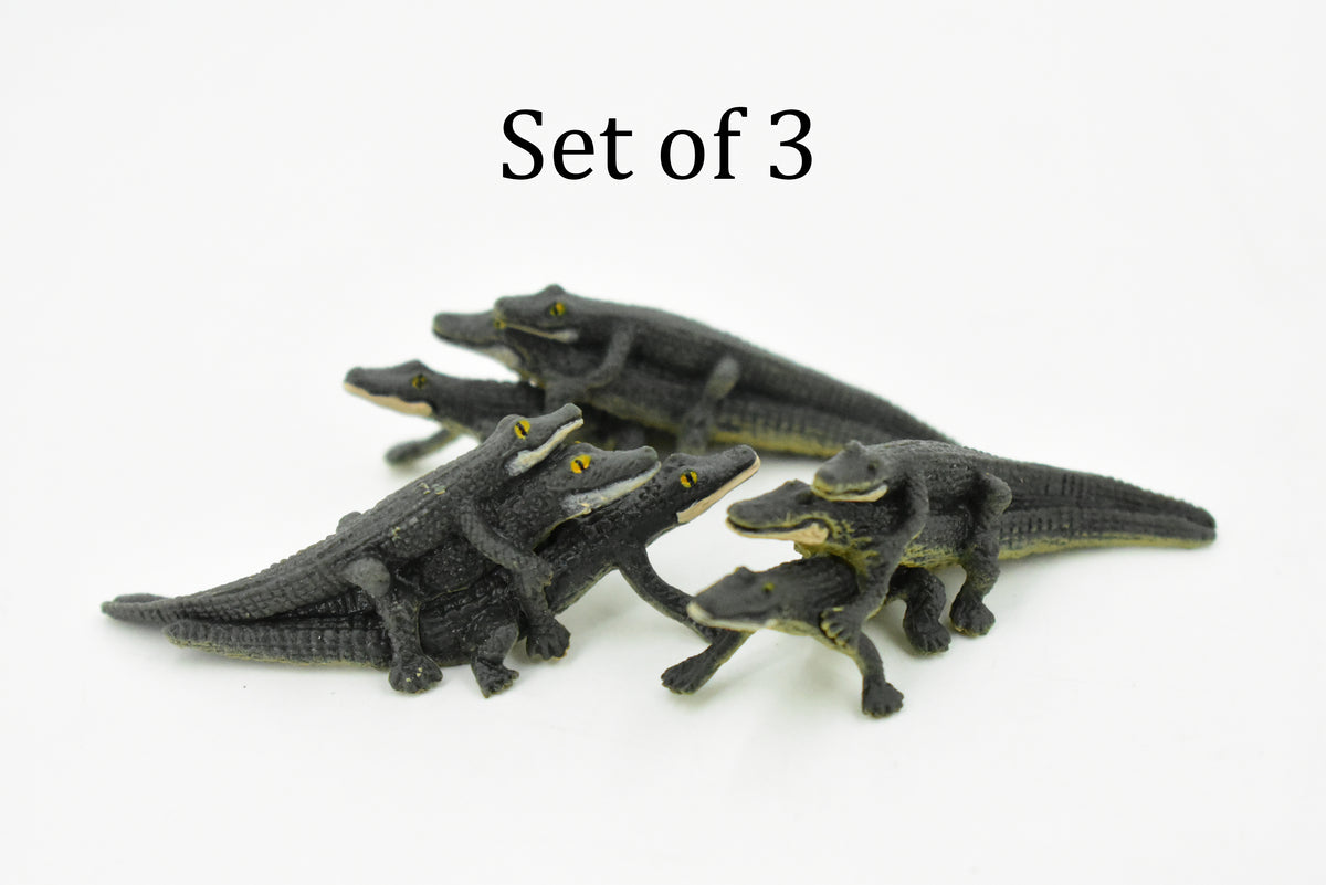 Alligator, 3 Juvenile Alligators, Rubber Toy Animal, Realistic Figure, Model, Replica, Kids Educational Gift,     2 1/2"    F1746 B77