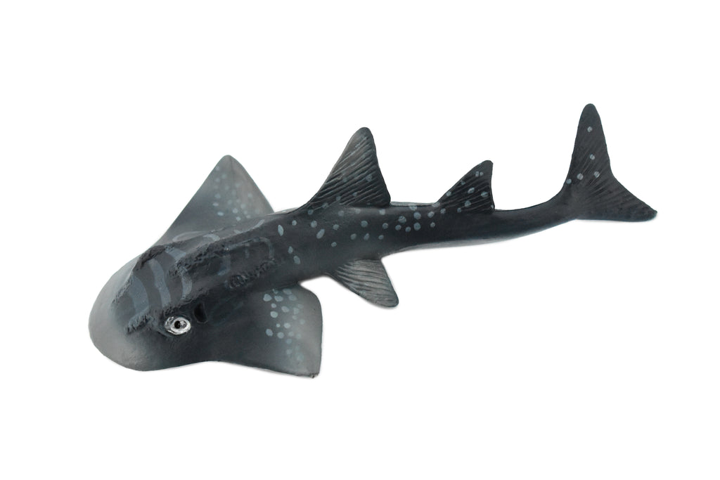 Guitarfish Shark, Shovelnose Ray, Rubber Fish, Hand Painted, Educational Design, Diorama Model, Toy, Kids, Gift,       5 Inches.      CH435 BB109