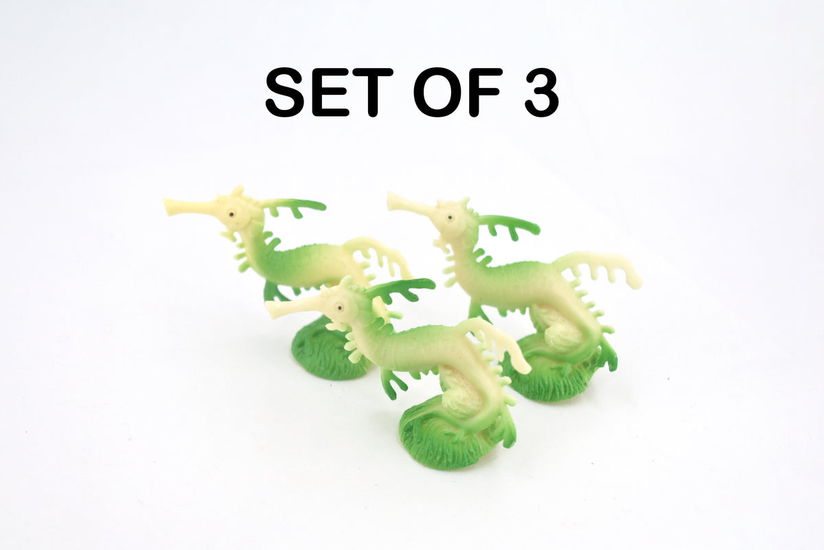 Leafy Sea Dragon, Glauert's Seadragon, Related to Pipefish, and Seahorses, Realistic Soft Rubber, Educational, Figure, Lifelike, Replica, Gift,      21/2"  F1136 B164