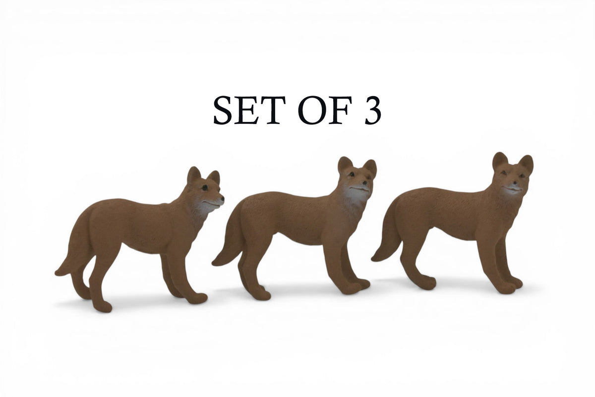 Dingo, Wild Dog, Australia's unique Animal, Very Nice Rubber Design, Educational Figure, Lifelike, Diorama Model, Replica, Toy, Kids, Gift,    2 Inches    F1754 B42
