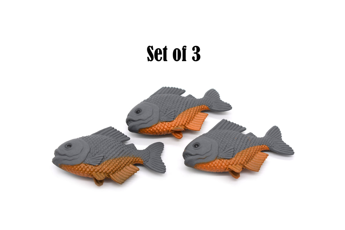 Plastic Piranha 2 1/2-inch toy fish - F424 B8