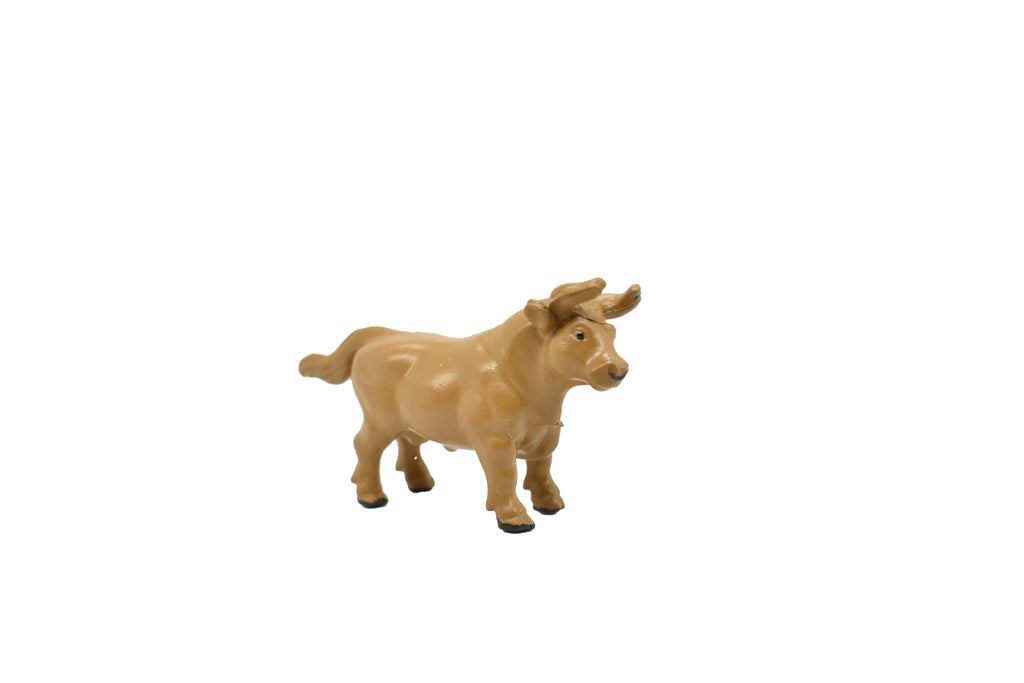 Cow / Bull brown Plastic Replica 2 3/4" - F4149 B140