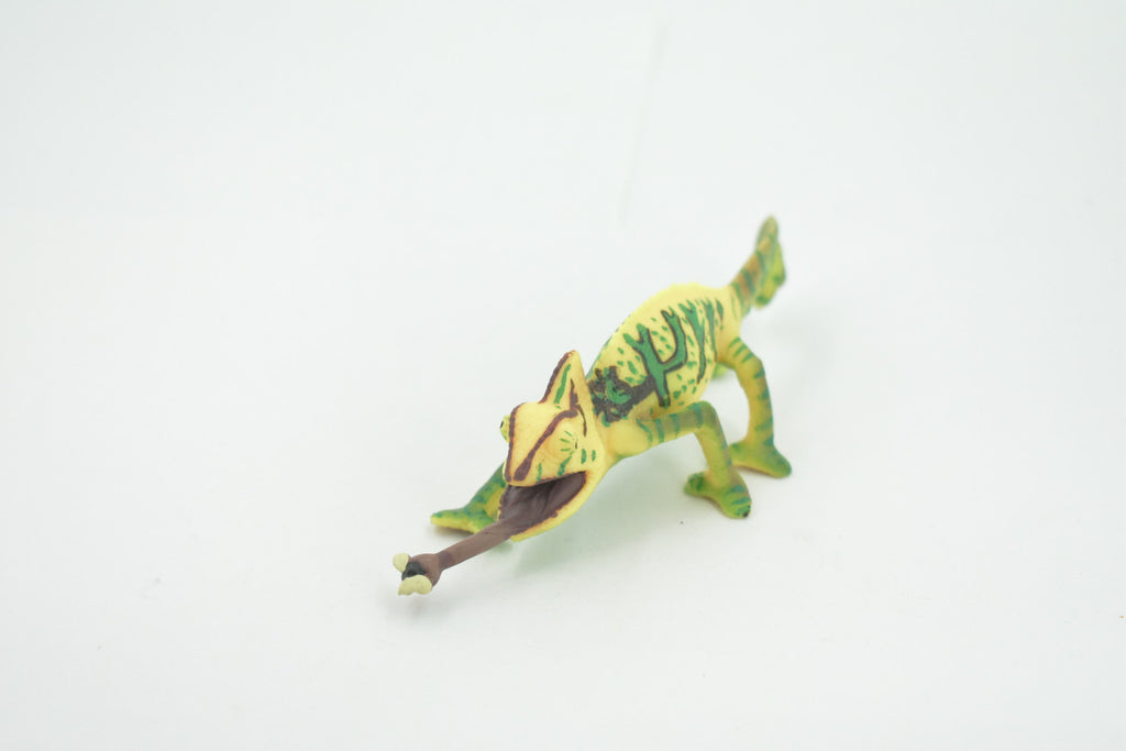 Lizard, Panther Chameleon, Museum Quality, Hand Painted, Realistic, Rubber, Reptile, Figure, Model, Toy, Kids, Educational, Gift,       5"       CH678 BB171