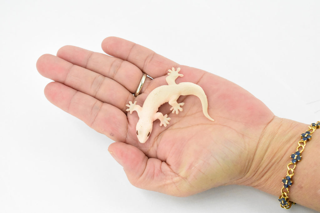 Gecko, Spiny Tailed, Strophurus ciliaris, Lizard, Reptile, Hand Painted, Realistic Toy Figure, Model, Replica, Kids, Educational, Gift,       2 1/2"     CH221 BB119