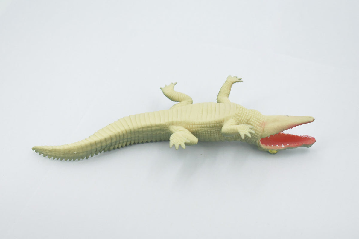 American Alligator, Crocodile, Alligator Mississippiensis, Hand Painted, Educational, Rubber Reptile, Realistic Figure, Lifelike, Diorama Model, Replica, Toy, Gift,      7 Inches.      CWG311 B50