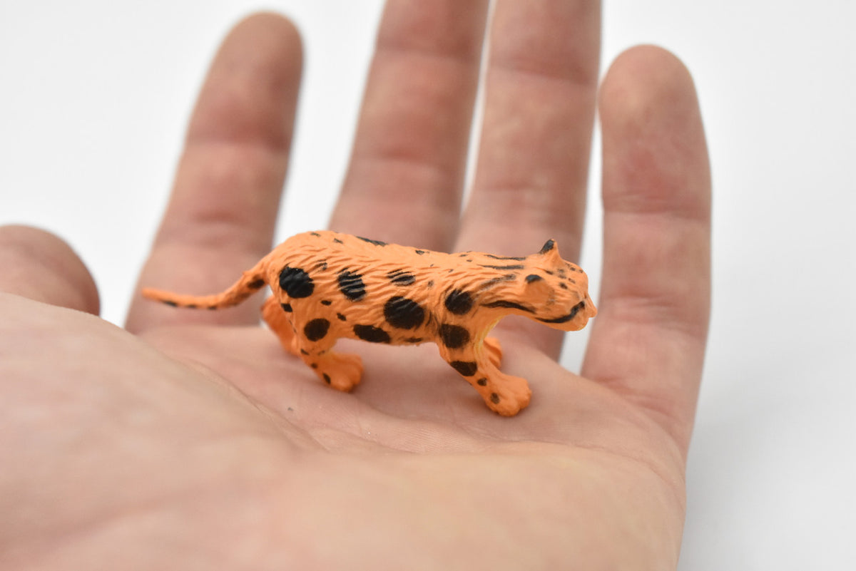 Serval Cat, Cub   Very Nice Plastic Replica  3"  ~  F4443 B55