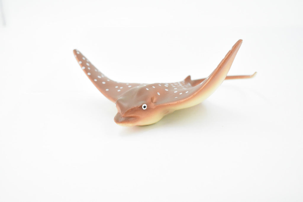 Spotted Eagle Ray, Museum Quality, Educational, Rubber Fish, Hand Painted, Realistic Toy Figure, Diorama Model, Kids, Educational, Gift,    5 Inches.        CH351 BB136