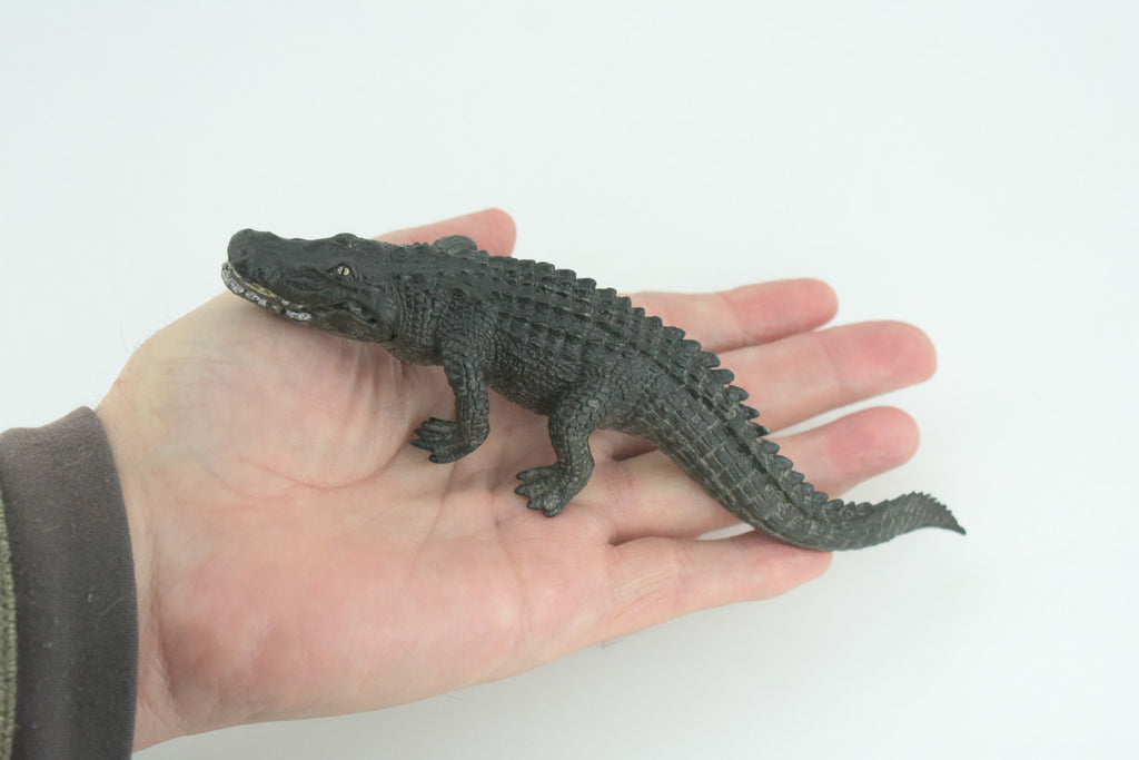 Alligator, Crocodile, Movable Jaws, Museum Quality, Educational, Hand Painted, Rubber Reptile, Realistic, Diorama, Toy, Kids, Gift, 7 Inches. CH816 BB189