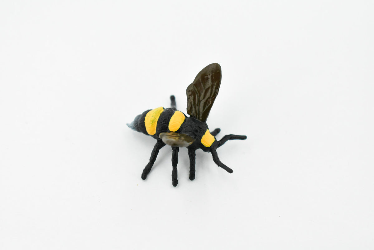 Bee, Bumble Bee, Bumblebee, Very Nice Design, Rubber Insect, Hand Painted, Realistic Toy Figure, Diorama Model, Kids, Educational, 1 1/2 Inches
