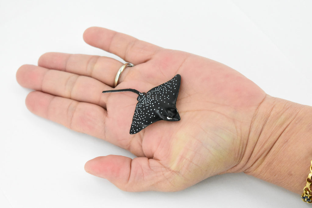 Spotted Eagle Ray, Duckbill ray, or Bonnet skate, Rubber Fish, Realistic Toy Figure, Diorama Model, Replica, Kids, Educational Design,   2 1/2 Inches.