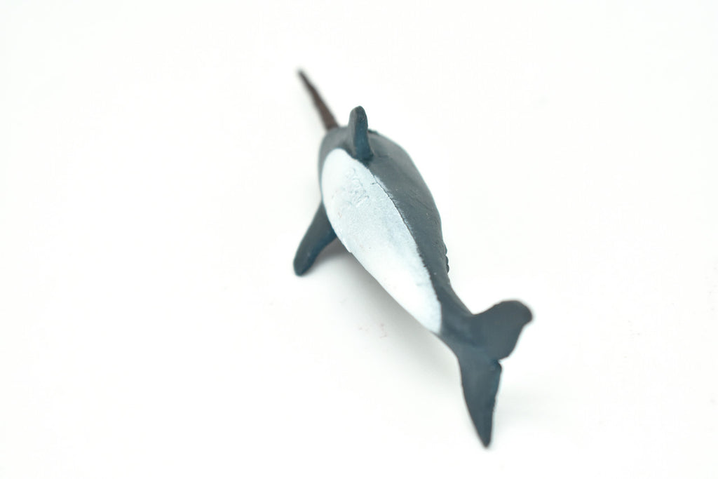 Narwhal Whale, Very Nice Plastic Replica  3"Long   ~  F3905-B9