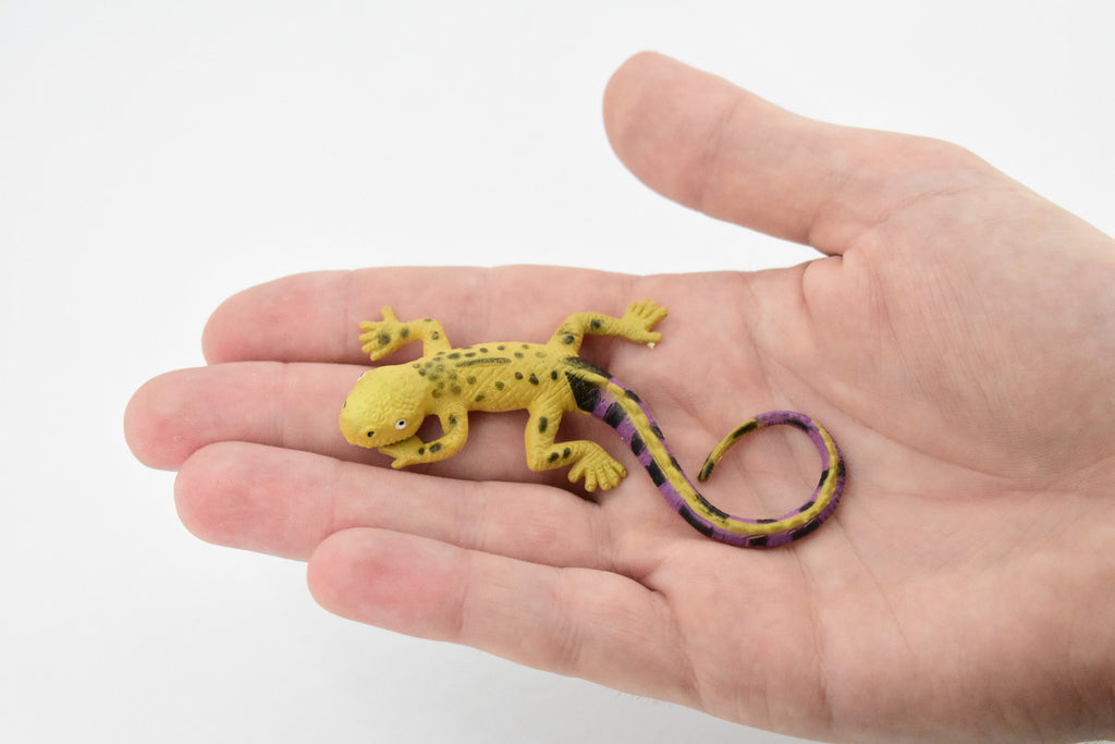 Gecko with Purple Tail, Lizard, Reptile, Soft Stretchy Rubber Toy, Realistic, Rainforest, Figure, Model, Replica, Kids, Educational, Gift   4"     F0113 B13