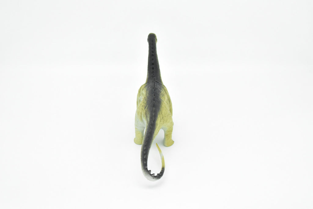 Diplodocus Dinosaur,  Very Nice Plastic Replica    10"    F3050-B2