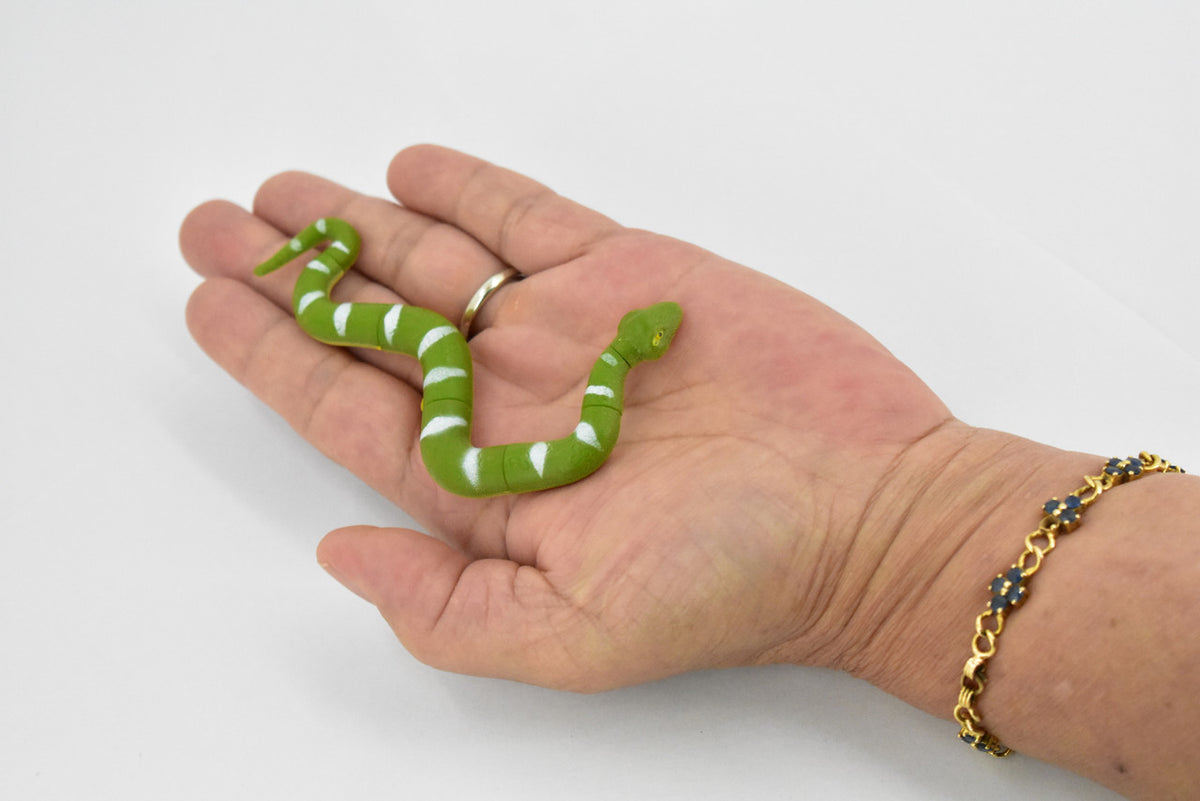 Snake, Green Boa, With Rotating Parts, Plastic Reptile, Educational, Realistic Hand Painted, Figure, Lifelike Model, Figurine, Replica, Gift,    4"      F056 B193