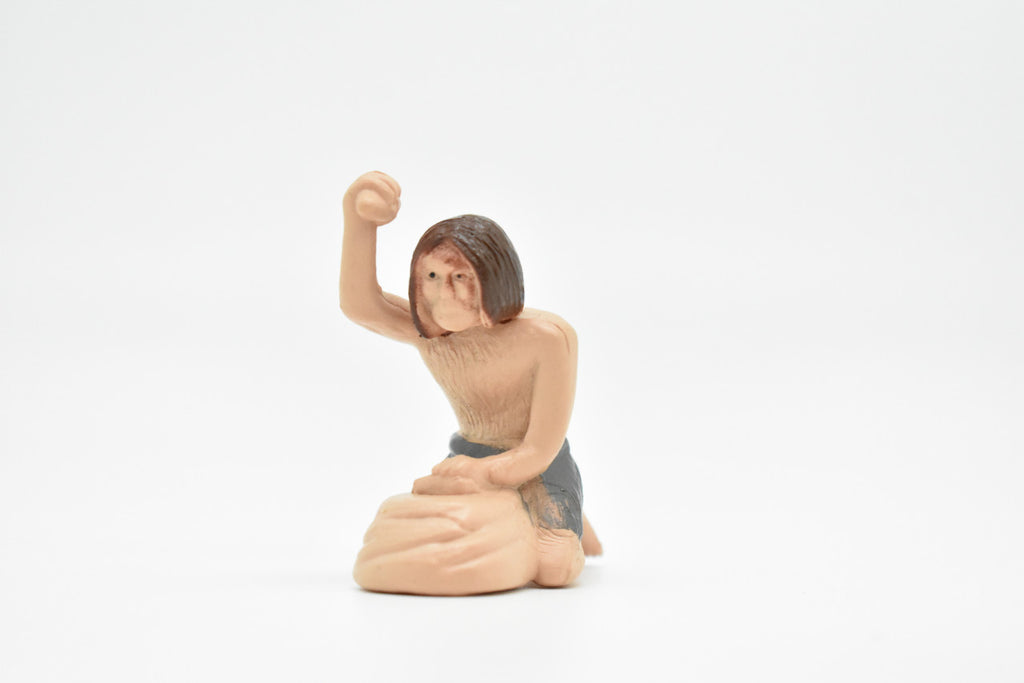 Prehistoric Man with Rock, Caveman, Very Nice Plastic Reproduction    1 3/4"    F4465 B222