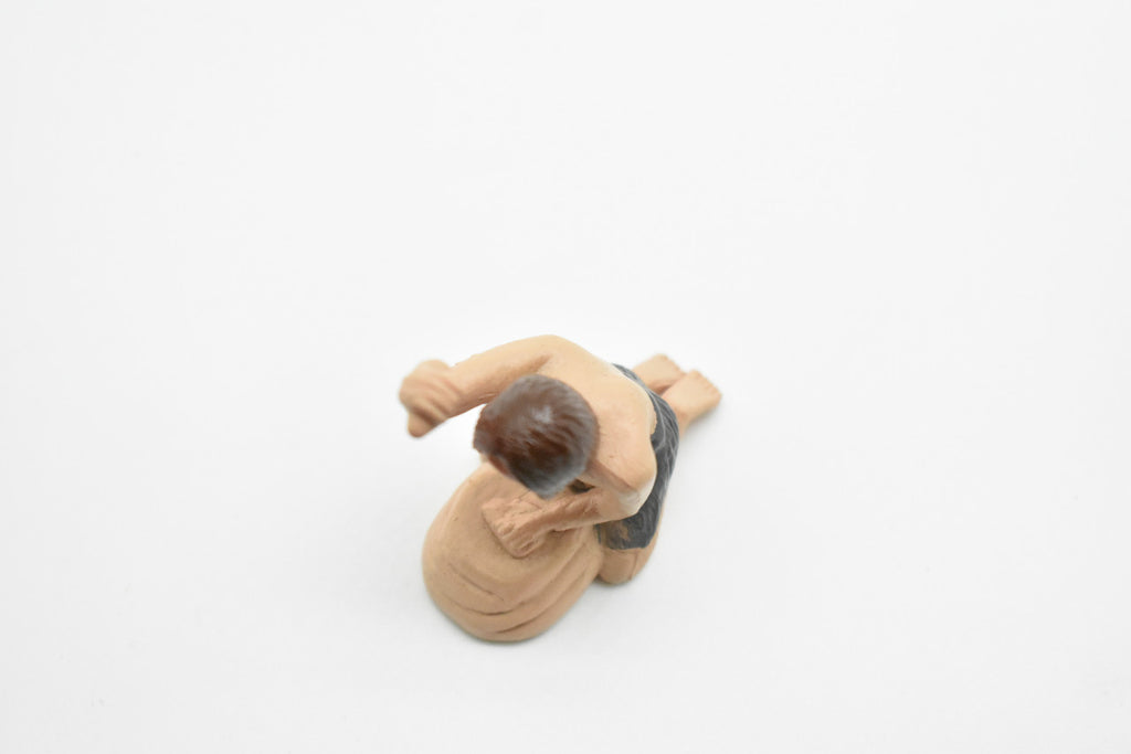 Prehistoric Man with Rock, Caveman, Very Nice Plastic Reproduction    1 3/4"    F4465 B222