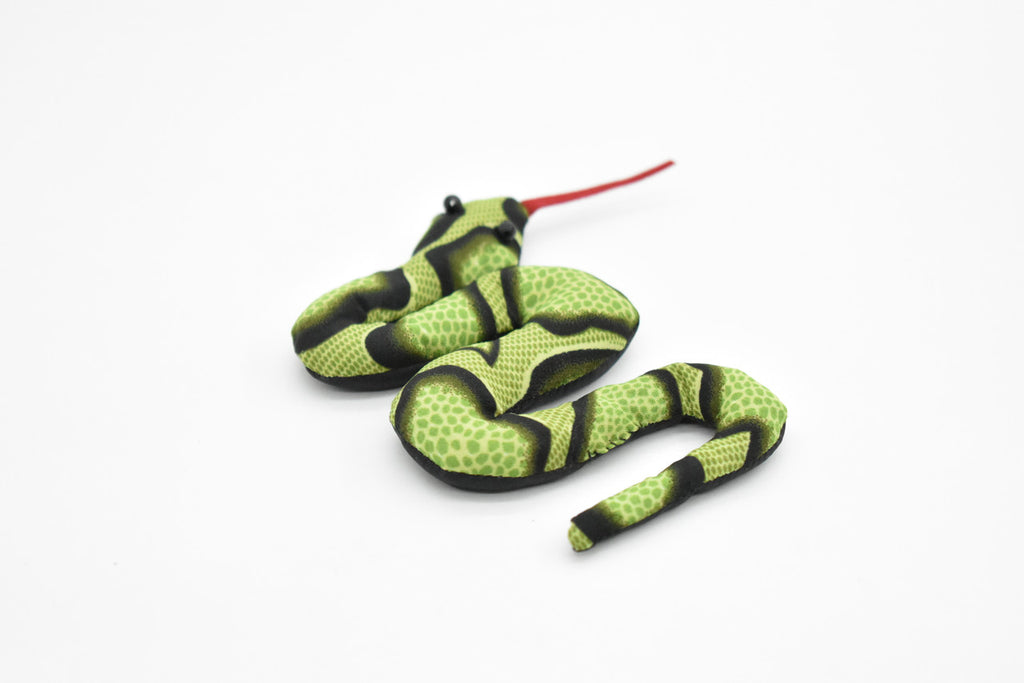 Snake, Reptiles, Green, HandMade In Thailand, Sand Creatures, Paper Weight, Bean Bag, Cornhole, Game, Toy, Kids, Educational, Gift,   4 Inches.   TH15 BB67