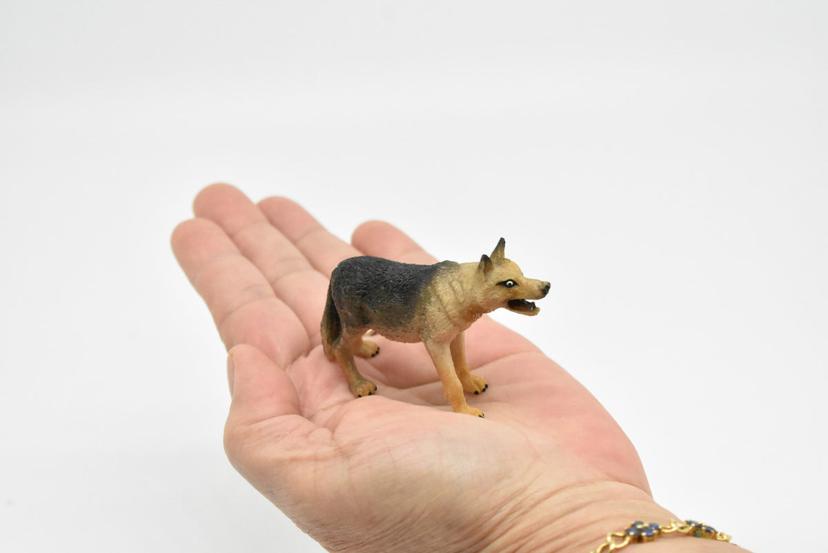 Wolf, Canis lupus, Timber, Hand Painted, High Quality, Hard Rubber, Realistic, Very Nice Design, Educational, Diorama Model, Lifelike, Toy,  3 Inches. 