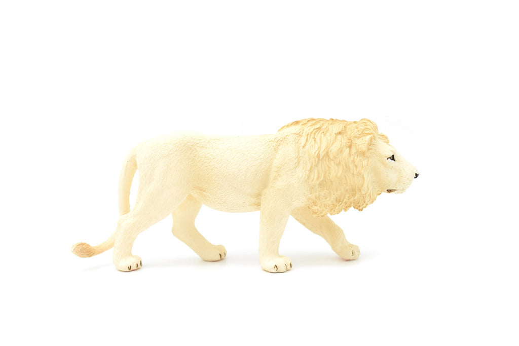 Lion, White,  Museum Quality  Plastic Replica 6"   M085-B605