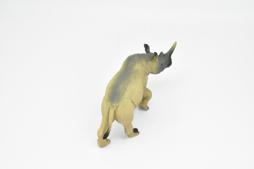 Rhino, Rhinoceros, Very Nice Plastic Design, African Animal Figure, Educational, Figure, Lifelike, Diorama Model, Figurine, Replica, Toy, Kids, Gift,    6 Inches.    CWG180 BB44