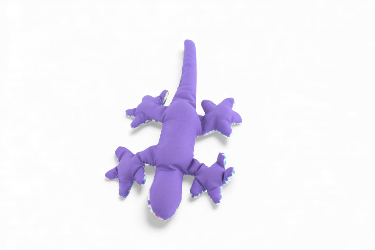 Gecko, Lizard, Reptiles, Blue and Purple, Hand Made In Thailand, Sand Creatures, Paper Weight, Bean Bag, Cornhole, Game, Toy, Kids, Educational, Gift,  5  Inches. TH72 BB301    Colors May Vary