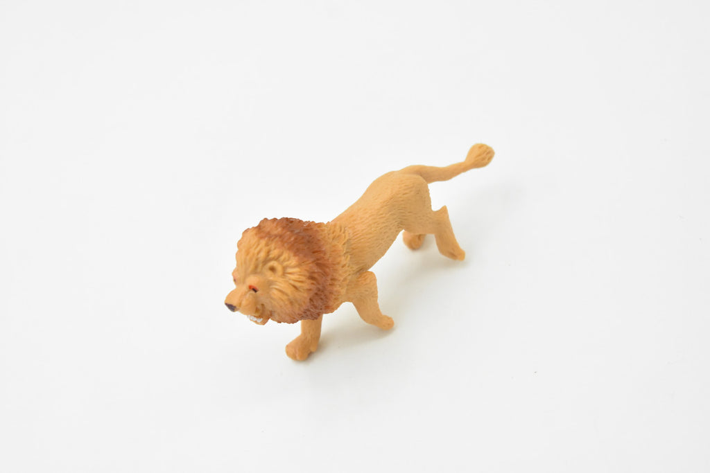 African Lion Small Plastic Animal 2 7/8 inches long including tail 1 1/2 inches tall - F3550 B17