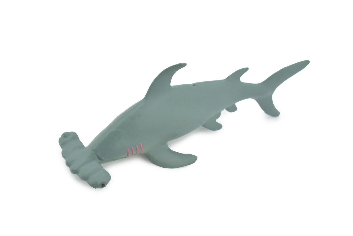 This Scalloped Hammerhead Shark 7" figure includes hand painted features to give it realistic details that are true to natural anatomy.