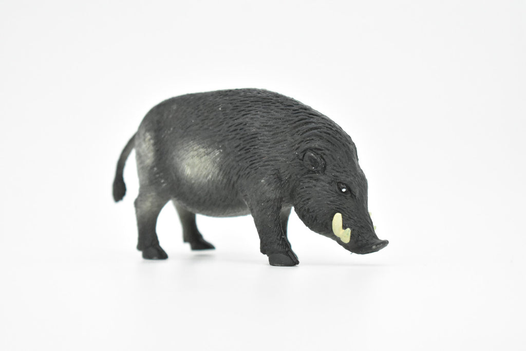Wild Pig, Wild Boar, Swine, Realistic Rubber Reproduction, Hand Painted Figurines    3.5"     CH150 B247