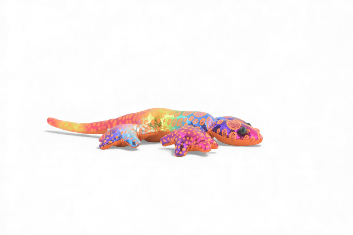 Gecko, Lizard, Reptiles, Orange and Purple, Hand Made In Thailand, Sand Creatures, Paper Weight, Bean Bag, Cornhole, Game, Toy, Kids, Educational, Gift,  5  Inches. TH70 BB301    Colors May Vary