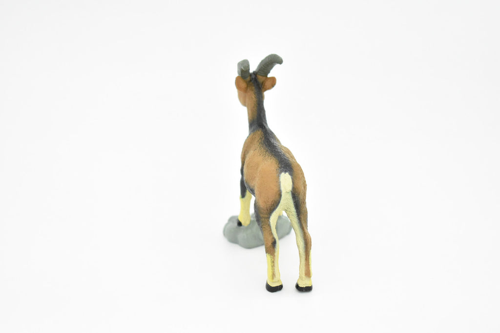 Goat, Billy, Wild, Realistic Rubber Reproduction, Hand Painted Figurines    3"     CH152 B247