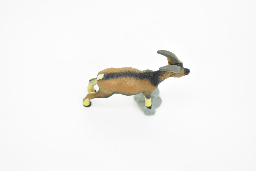 Goat, Billy, Wild, Realistic Rubber Reproduction, Hand Painted Figurines    3"     CH152 B247