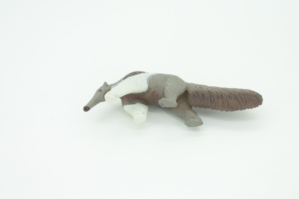 Giant Anteater, Myrmecophaga tridactyla, Hand Painted, Educational, Rubber Animal, Realistic Figure, Lifelike, Gift,    3"    SF32 B44