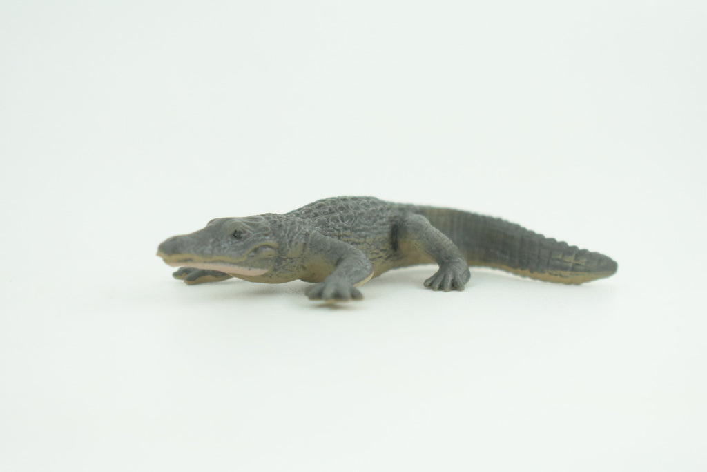 Alligator, American, Rubber Reptile, Educational, Realistic, Hand Painted, Crocodile, Figure, Lifelike Model, Diorama Figure, Replica,Toys, Kids, Gift,     3 Inches.     SF87 B33