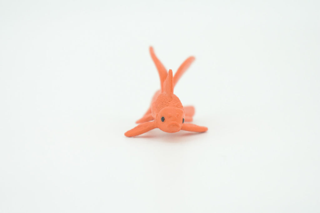 Fantail Goldfish, Fancy Goldfish, Rubber Fish, Realistic Figure, Educational, Lifelike, Toy Model, Figurine, Replica, Gift       1 3/4"   F1672 B63