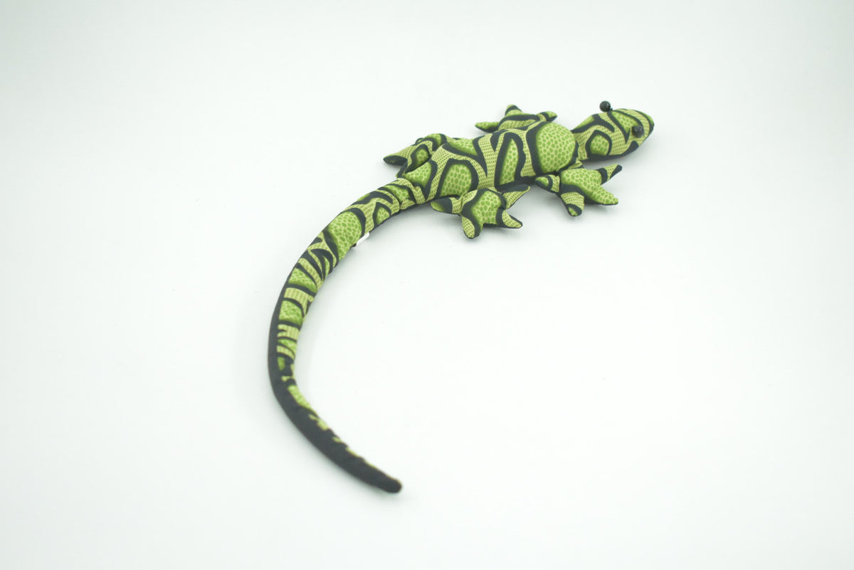 Lizard, Reptiles, Green, Hand Made In Thailand, Sand Creatures, Paper Weight, Bean Bag, Cornhole, Game, Toy, Kids, Educational, Gift,  16  Inches.     TH45 BB306