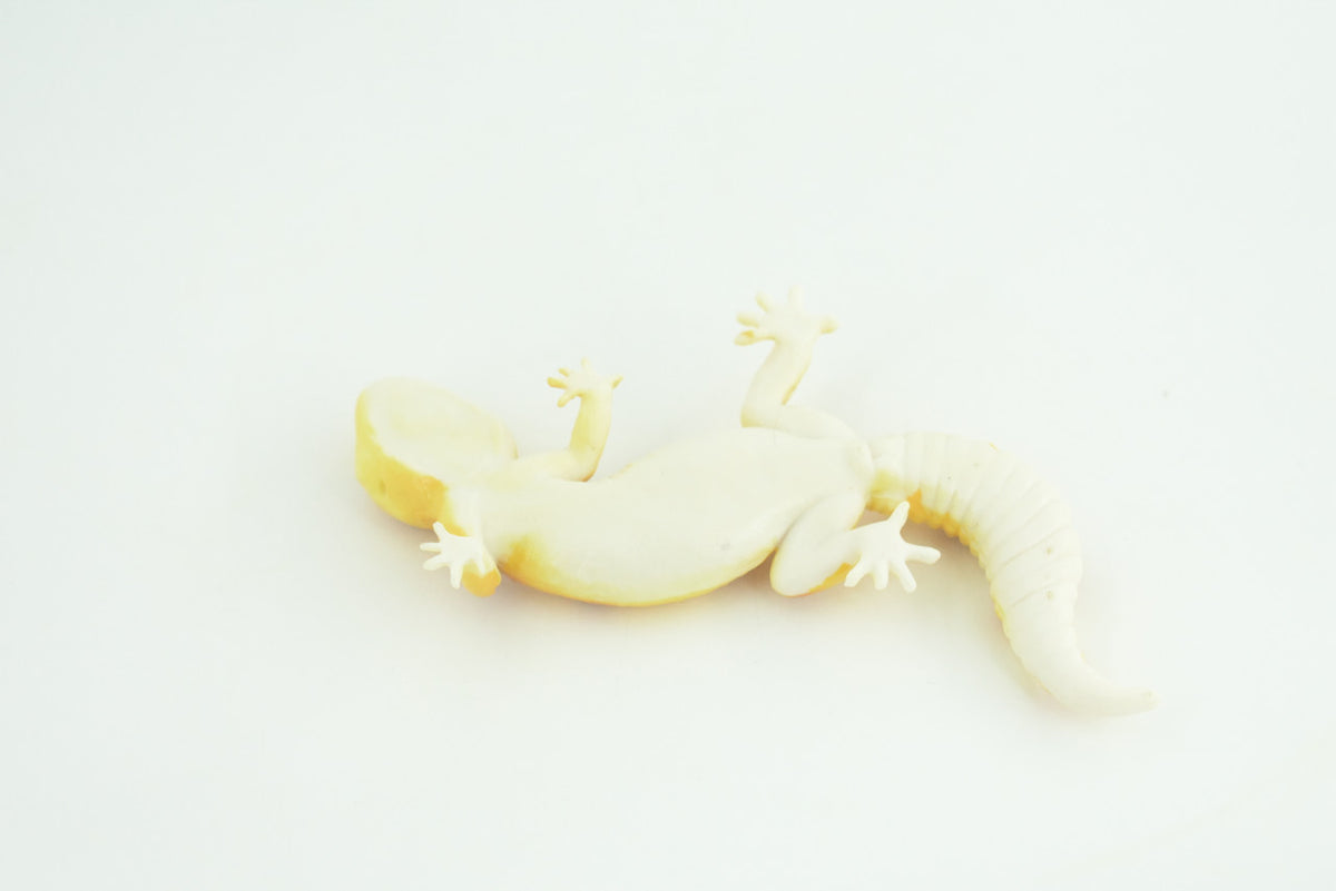 Gecko, Hand Painted, Reptiles, Educational, Museum Quality, Very Nice Rubber Reptile, Realistic Asian Gecko, Diorama, Toys, Kids, Gift,   4 Inches. CH866 BB199