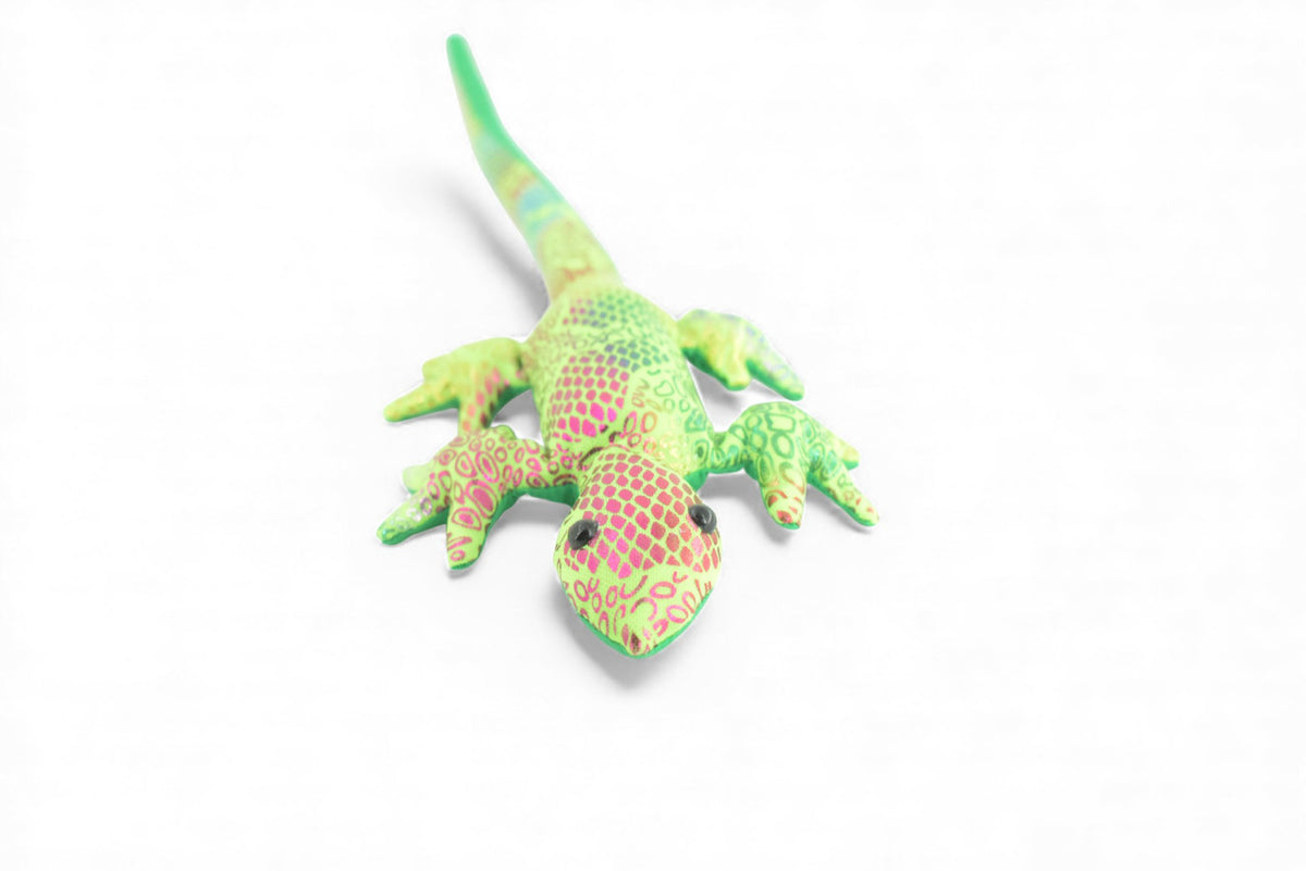 Lizard, Reptiles, Green, Hand Made In Thailand, Sand Creatures, Paper Weight, Bean Bag, Cornhole, Game, Toy, Kids, Educational, Gift,  16  Inches.     TH67 BB301