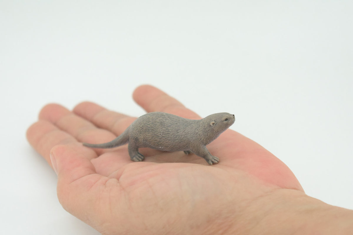 River Otter, Lontra canadensis, Hand Painted, Educational, Rubber Animal, Realistic Figure, Lifelike, Gift,    3 1/4"    SF45 B15