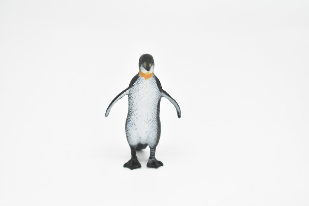 Penguin, Emperor, Very Nice Plastic Reproduction    2"    F219 B36