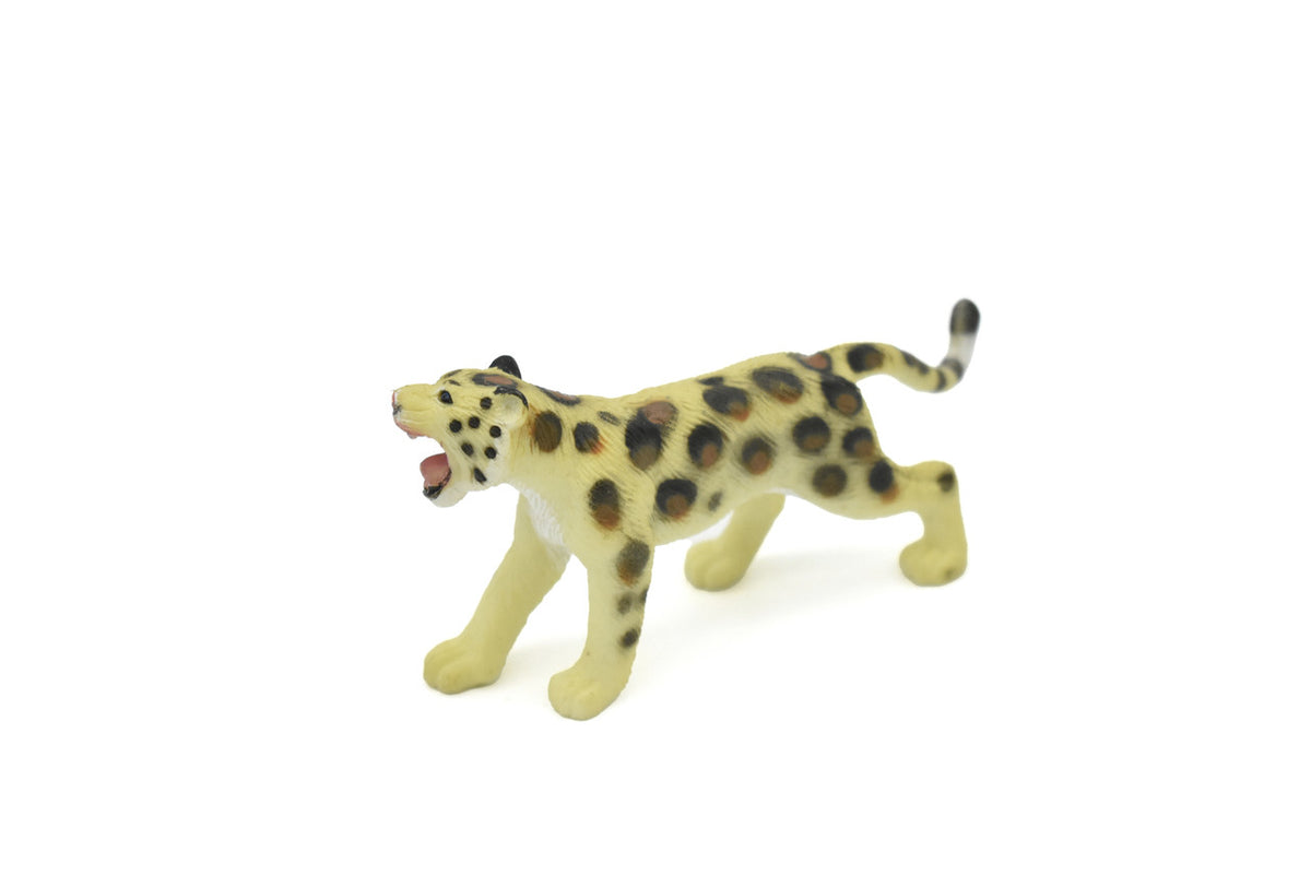 Leopard Cub, Very Nice Plastic Replica 4"W x 2" H ~ F4415-B191