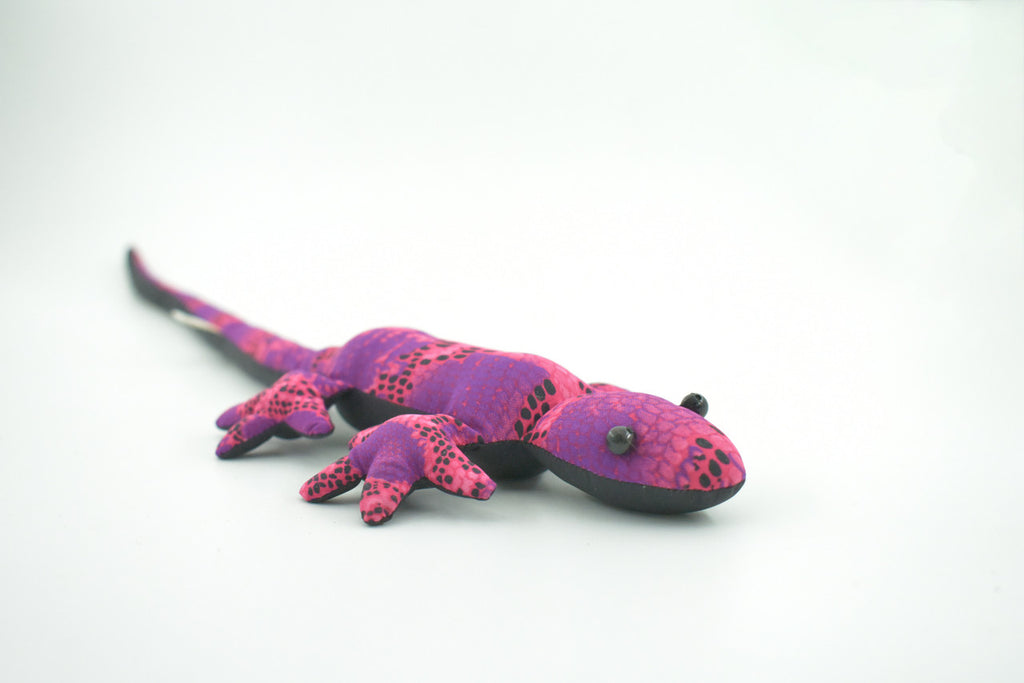 Lizard, Reptiles, Purple, Hand Made In Thailand, Sand Creatures, Paper Weight, Bean Bag, Cornhole, Game, Toy, Kids, Educational, Gift,  16  Inches.   TH40 BB305