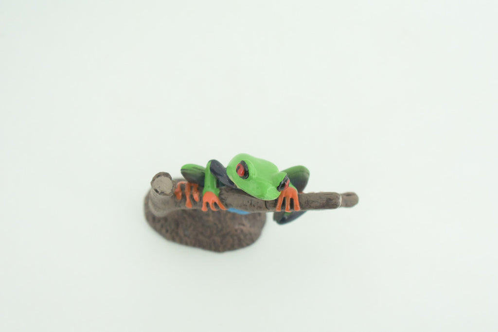 Red Eye Tree Frog, Hand Painted, Museum Quality, Rubber, Educational, Realistic, Diorama Model, Figure, Lifelike, Replica, Gift,   3 inches.    CH1012 BB217