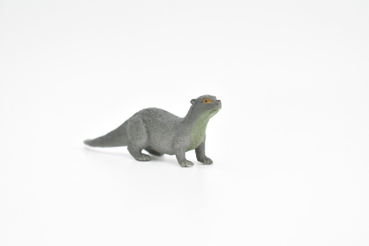 River Otter, Hand Painted, High Quality, Hard Rubber,  Realistic, Very Nice Design, Animal, Educational, Diorama Model, Lifelike, Toy, Gift,    3 Inches.     CWG117 B237