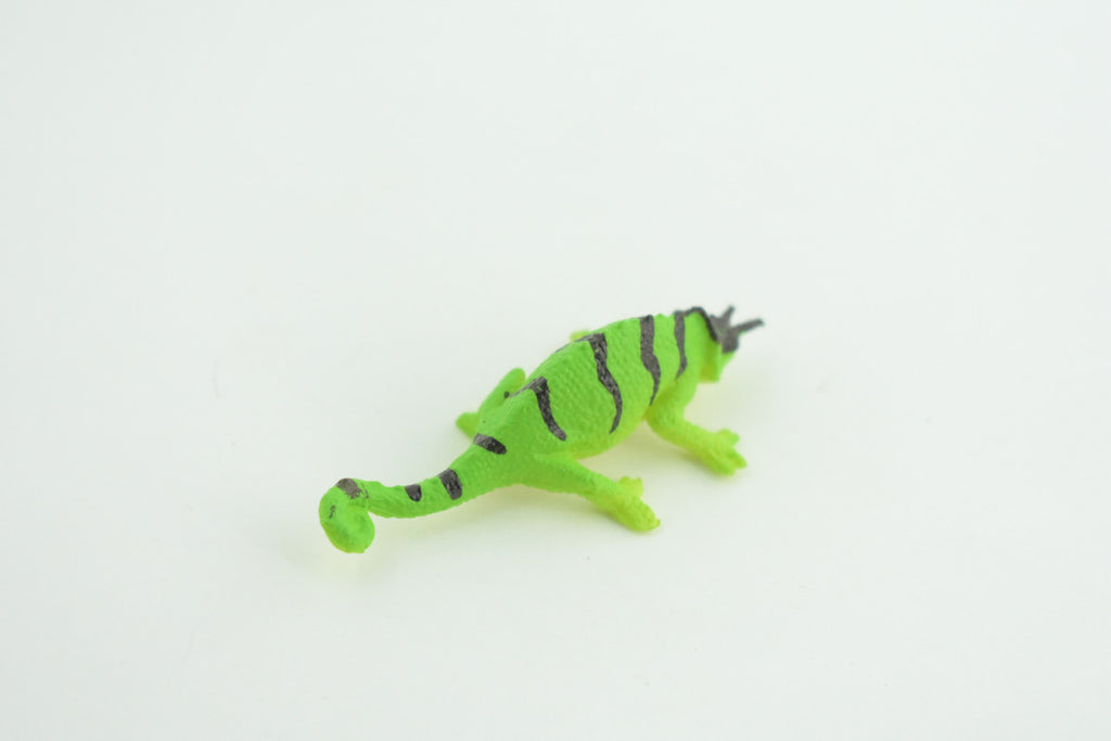 Horned Chameleon Lizard, Rubber Reptile, Hand Painted, Educational, Realistic, Model, Toys, Kids, Gift,   2 Inches.    WR47 B197