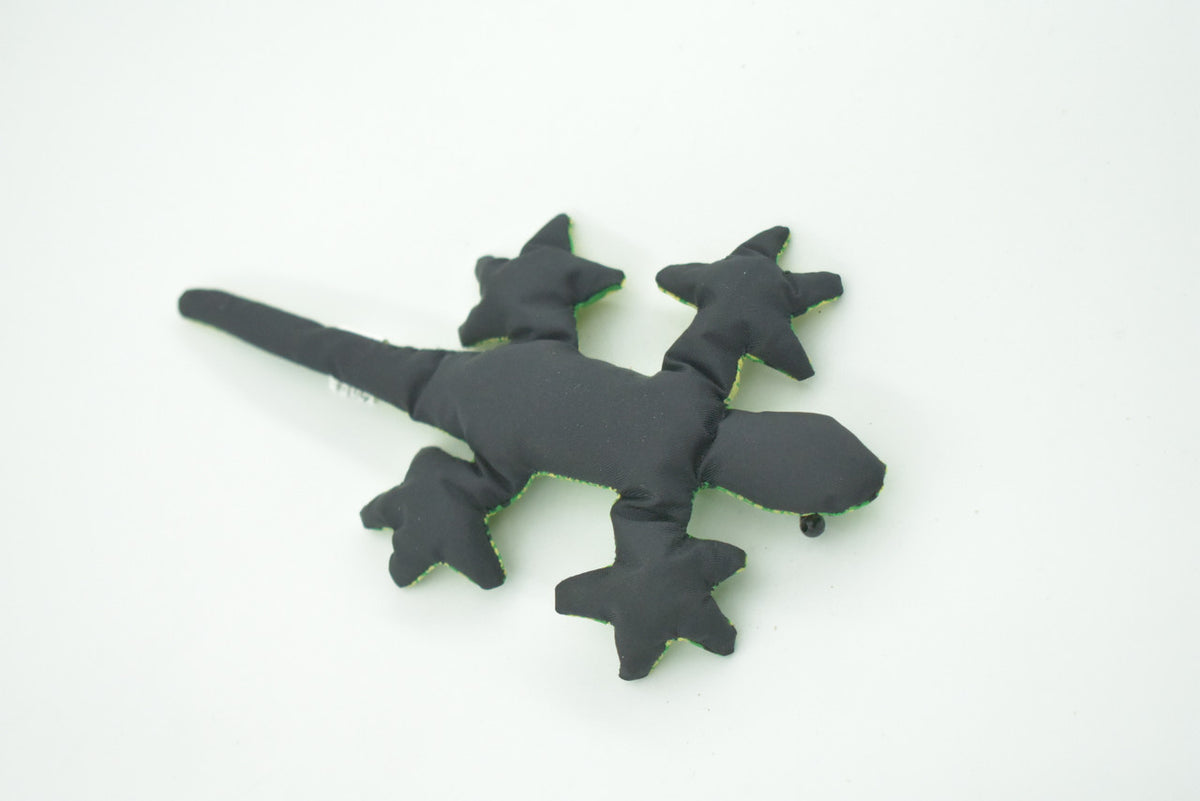 Gecko, Lizard, Reptiles, Green, Hand Made In Thailand, Sand Creatures, Paper Weight, Bean Bag, Cornhole, Game, Toy, Kids, Educational, Gift,  5  Inches.     TH34   BB304