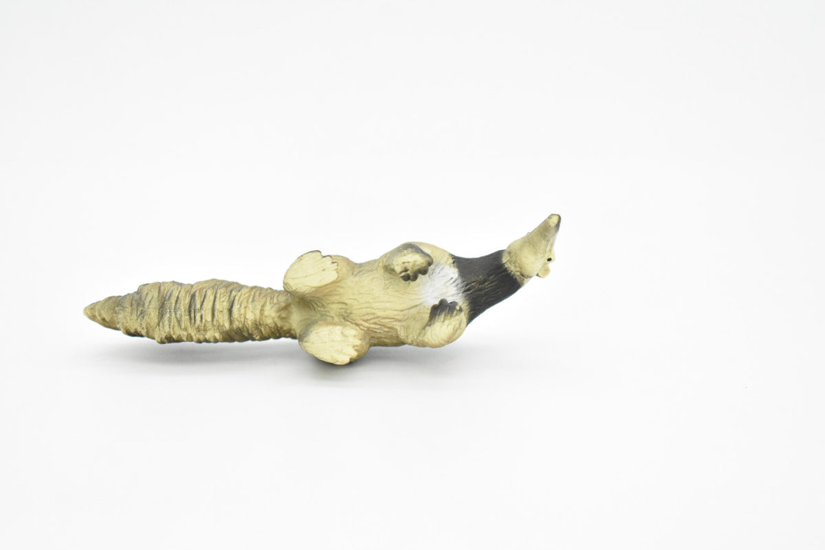 Anteater, Giant Vermilingua,  Museum Quality, Hand Painted, Educational, Rubber Animal, Realistic Toy Figure, Diorama Model, Kids, Gift,     4 Inches.    CH087 BB83