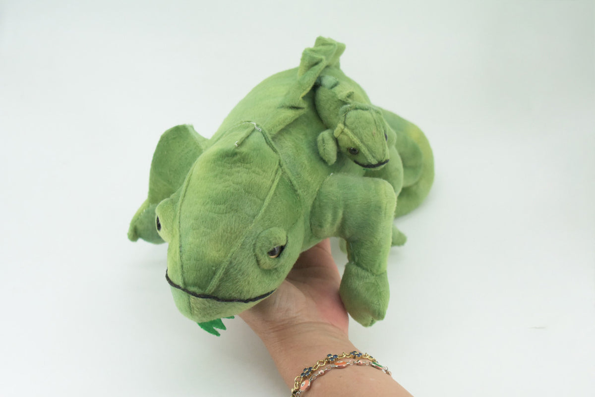 Iguana with Baby, Plush Animal, Soft, Stuffed, Toy, Educational, Realistic Iguana Design, Figure, Lifelike, Replica, Gift,       14"    PK02 B498